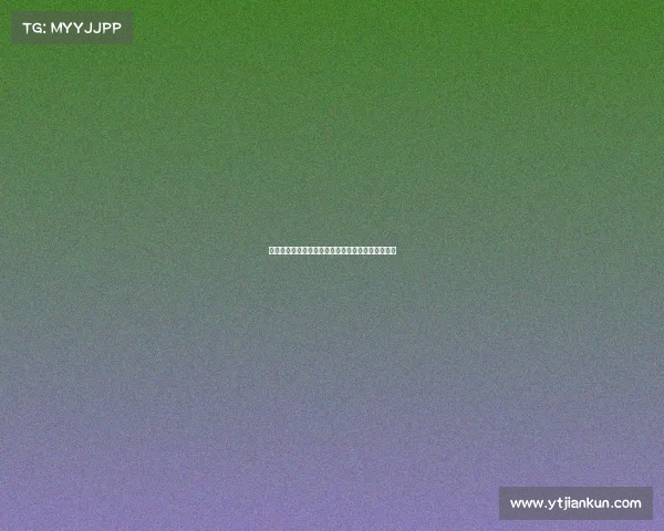 红白埃森主帅赛前亲自热身跑步前往球场为球队鼓劲